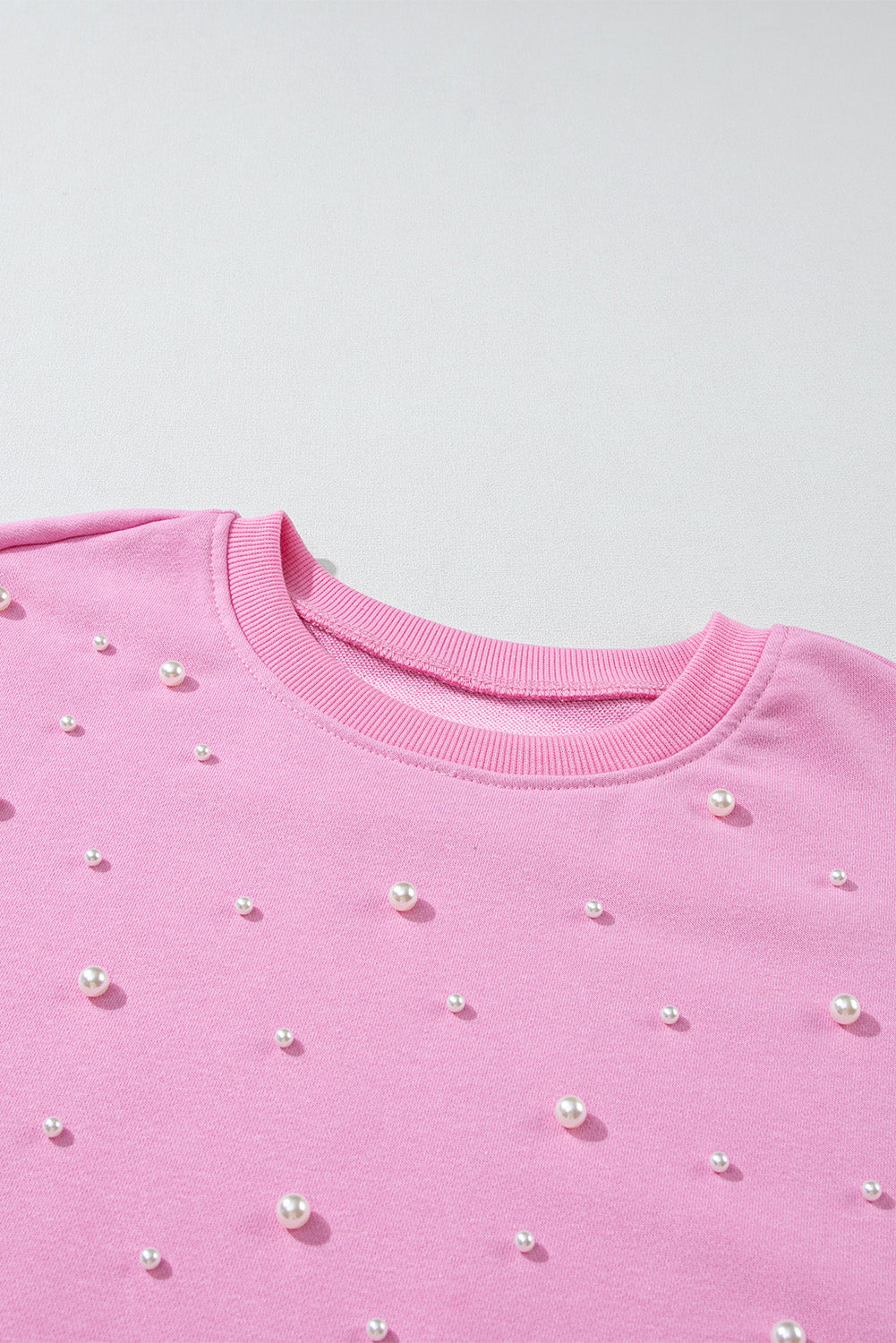 Pink Pearl Decor Contrast Round Neck Sweatshirt