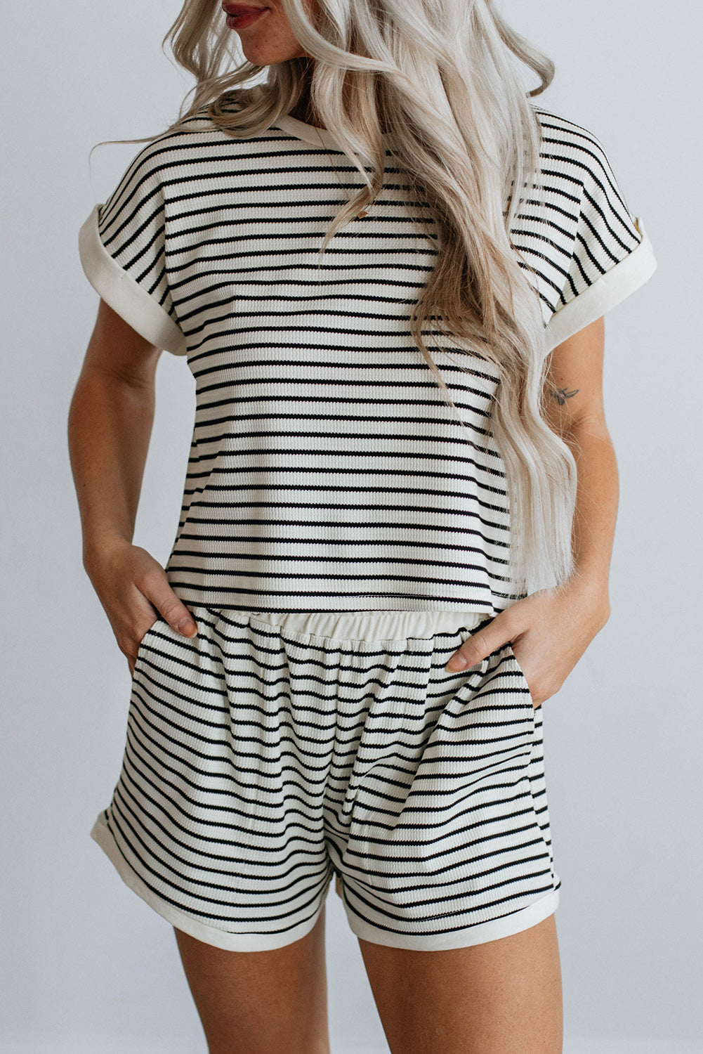 White Rib Tee & Pocketed Shorts Set\